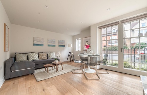 Windsor Apartment | Hampden Apartments - The Diana