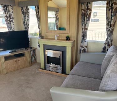 Ingoldmells Resort | Hampson holiday home