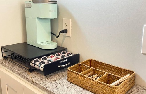 Hampton Condo | Hampton Beach Getaway | Mins to Portsmouth+ Maine