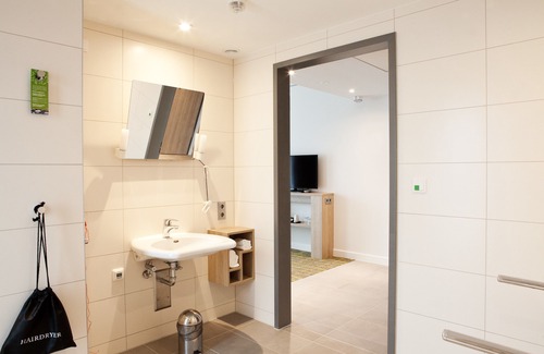 Horde Hotel | Hampton by Hilton Dortmund Phoenix See