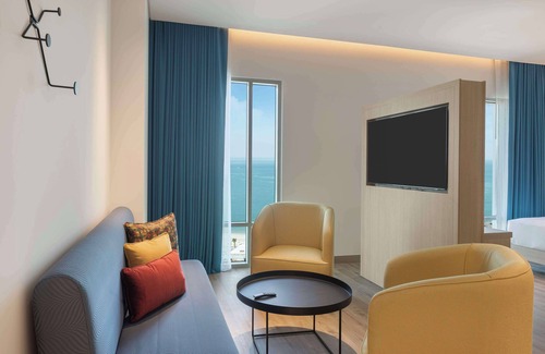 Salmiya Hotel | Hampton By Hilton Kuwait Salmiya