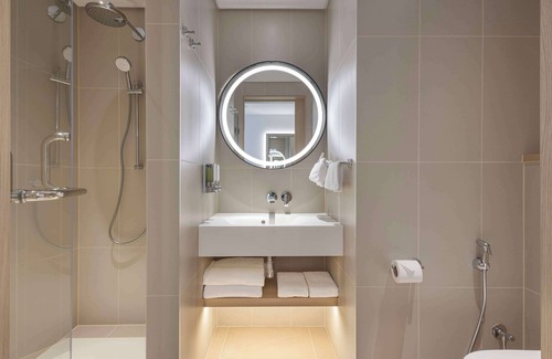 Salmiya Hotel | Hampton By Hilton Kuwait Salmiya