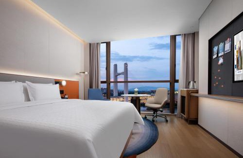 Central Business District Hotel | Hampton by Hilton Shenzhen Futian Port