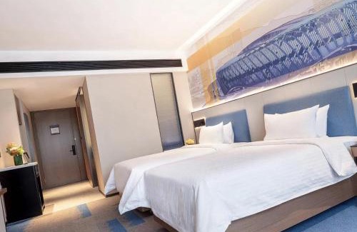 Wuhan Hotel | Hampton by Hilton Wuhan High-Speed Railway Station