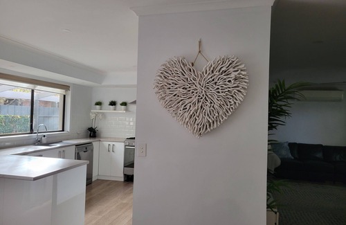 Echuca House | Hampton House Echuca - near Hospital & Town Centre