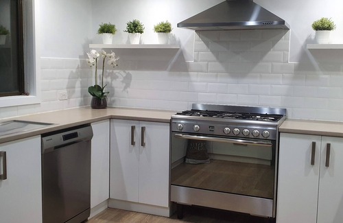 Echuca House | Hampton House Echuca - near Hospital & Town Centre