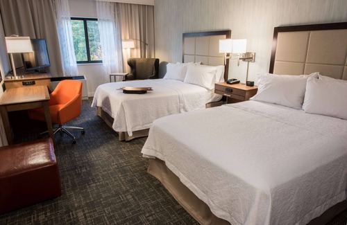 McKownville Hotel | Hampton Inn Albany-Western Ave/University Area