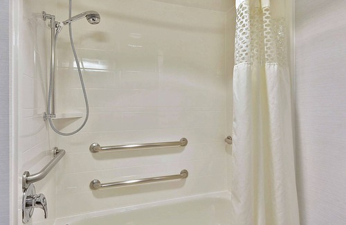 Old Town Alexandria Hotel | Hampton Inn Alexandria-Old Town/King St. Metro