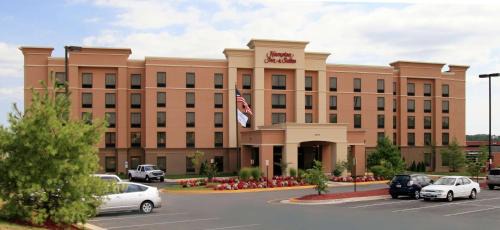 Fredericksburg Hotel | Hampton Inn and Suites Fredericksburg South