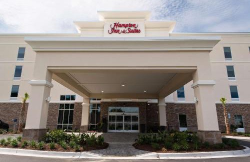 Cape Fear Hotel | Hampton Inn and Suites Fayetteville, NC