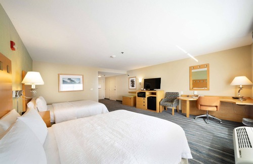 Madera Hotel | Hampton Inn And Suites Madera