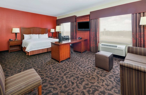 Forest Hill Hotel | Hampton Inn and Suites Fort Worth/Forest Hill