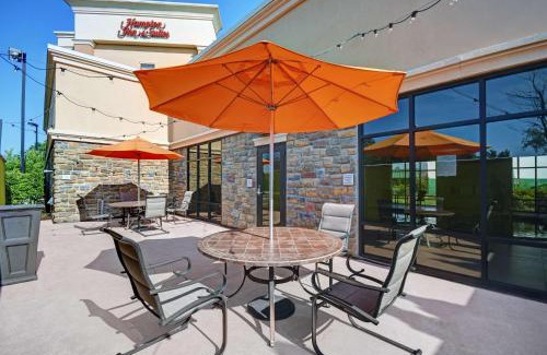 Robbinsville Hotel | Hampton Inn and Suites Robbinsville