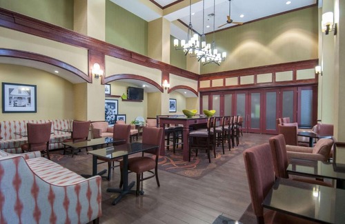 Waxahachie Hotel | Hampton Inn and Suites Waxahachie