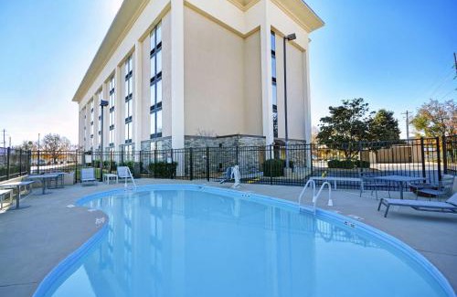 Athens Hotel | Hampton Inn Athens