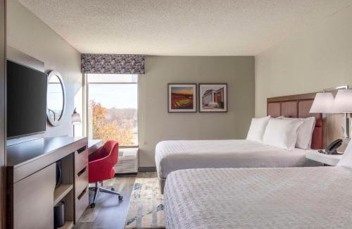 Athens Hotel | Hampton Inn Athens