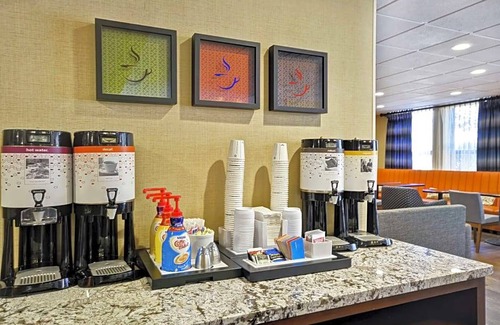Auburn Hotel | Hampton Inn Auburn