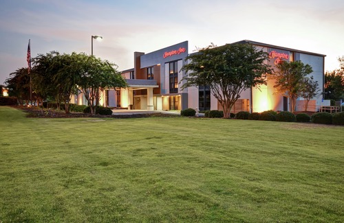 Auburn Hotel | Hampton Inn Auburn