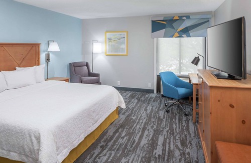Waters Park Hotel | Hampton Inn Austin NW near The Domain