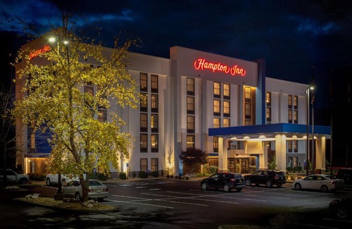 Bristol Hotel | Hampton Inn Bristol