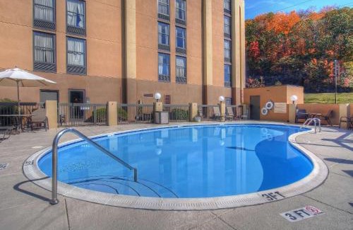 Bristol Hotel | Hampton Inn Bristol