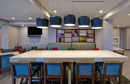 Brockville Hotel | Hampton Inn Brockville, On