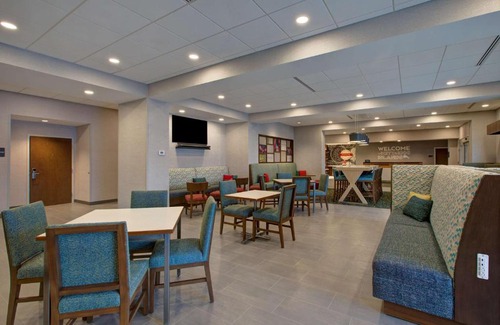 Brockville Hotel | Hampton Inn Brockville, On