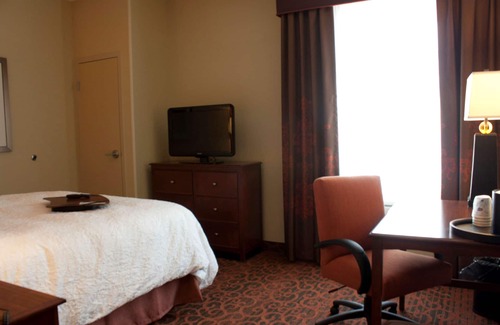 Burlington Hotel | Hampton Inn Burlington