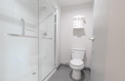 Valencia Hotel | Hampton Inn By Hilton Santa Clarita-Valencia