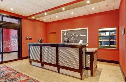 Chilliwack Proper Village West Hotel | Hampton Inn by Hilton Chilliwack