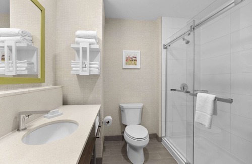 Cornwall Hotel | Hampton Inn By Hilton Cornwall