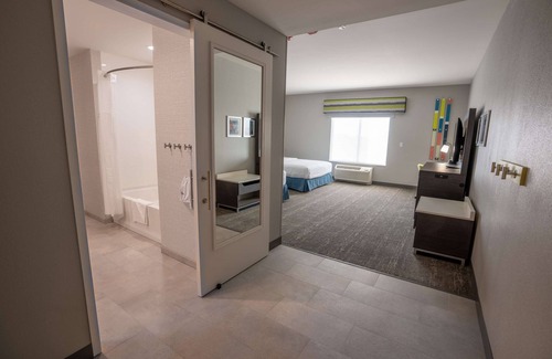 Huntley Hotel | Hampton Inn by Hilton Huntley Chicago