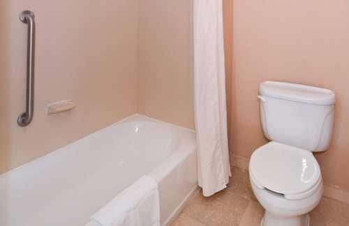 Litchfield Hotel | Hampton Inn by Hilton Litchfield