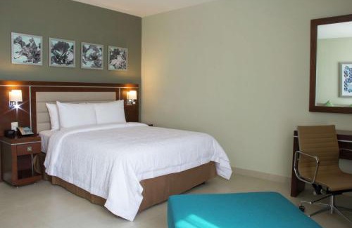 Villahermosa Hotel | Hampton Inn by Hilton Villahermosa