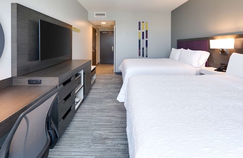 Lake Forest Hotel | Hampton Inn by Hilton Irvine Spectrum/Lake Forest