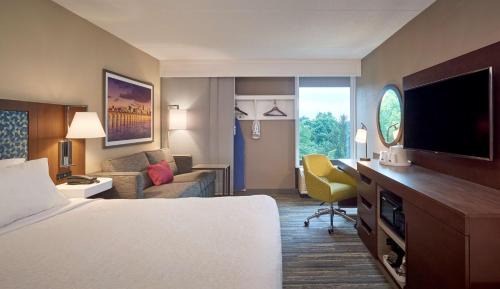 Mechanicsburg Hotel | Hampton Inn by Hilton Harrisburg West