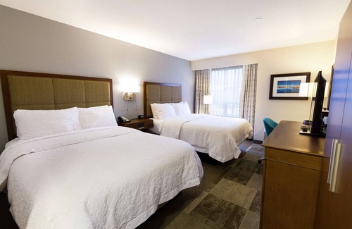 Richmond City Centre Hotel | Hampton Inn by Hilton Vancouver-Airport/Richmond
