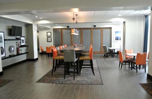 Carrizo Springs Hotel | Hampton Inn Carrizo Springs