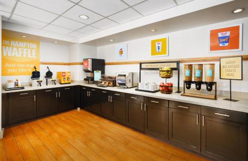 Bedford Park Hotel | Hampton Inn Chicago-Midway Airport