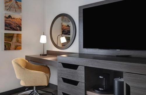 Orland Park Hotel | Hampton Inn Chicago Orland Park