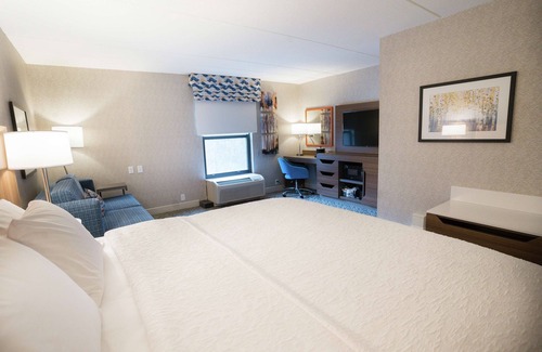Clarks Summit Hotel | Hampton Inn Clarks Summit