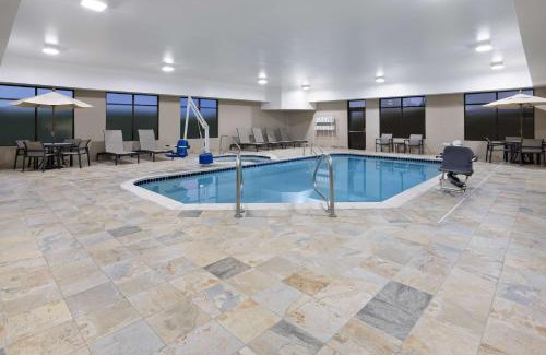 Brooklyn Hotel | Hampton Inn Cleveland-Airport/Tiedeman Road