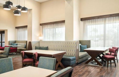 Clewiston Hotel | Hampton Inn Clewiston