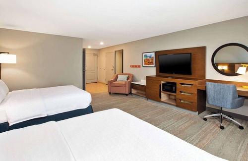 Clinton Hotel | Hampton Inn Clinton, IA
