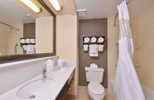 Southwest Orlando Hotel | Hampton Inn closest to Universal Orlando