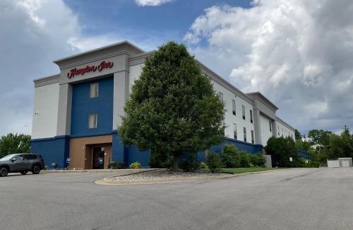 Coldwater Hotel | Hampton Inn Coldwater