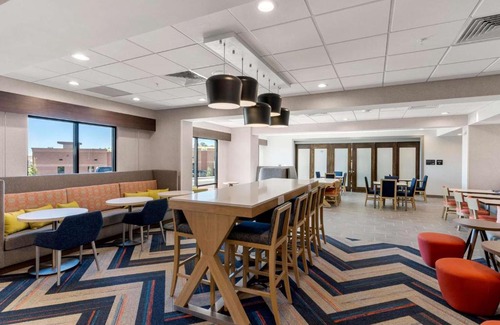 Colorado Springs Hotel | Hampton Inn Colorado Springs Northeast