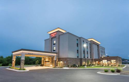 Cumberland Hotel | Hampton Inn Cumberland