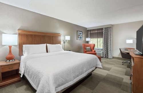 Danbury Hotel | Hampton Inn Danbury