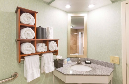 Daytona Beach Hotel | Hampton Inn Daytona Speedway